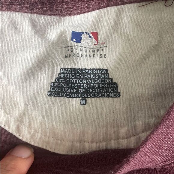 MLB Genuine Merchandise Philadelphia Phillies Short Sleeve Tee Size M - Picture 2 of 4